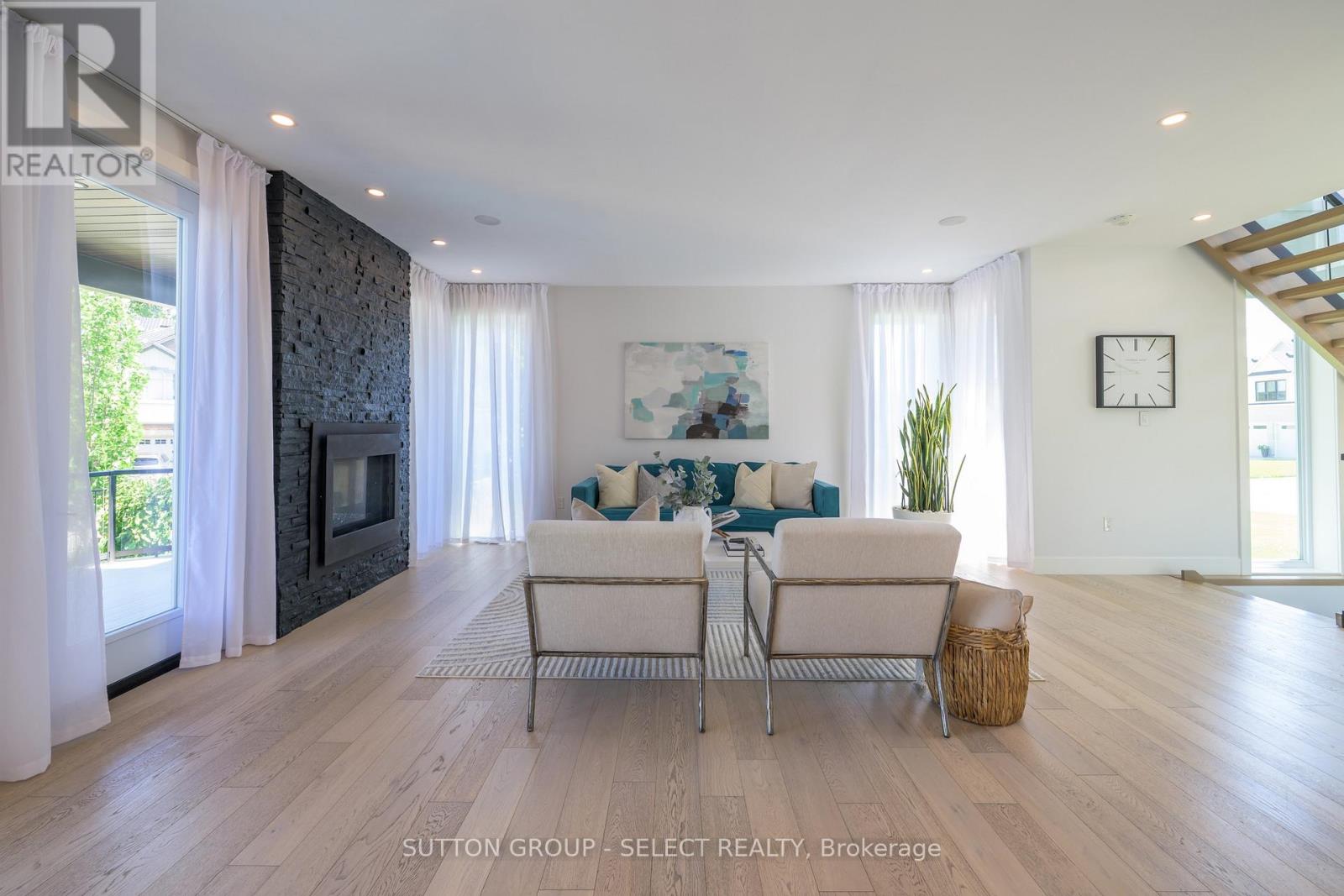 7 Valleyview Crescent, Middlesex Centre, Ontario  N0L 1R0 - Photo 13 - X12656308