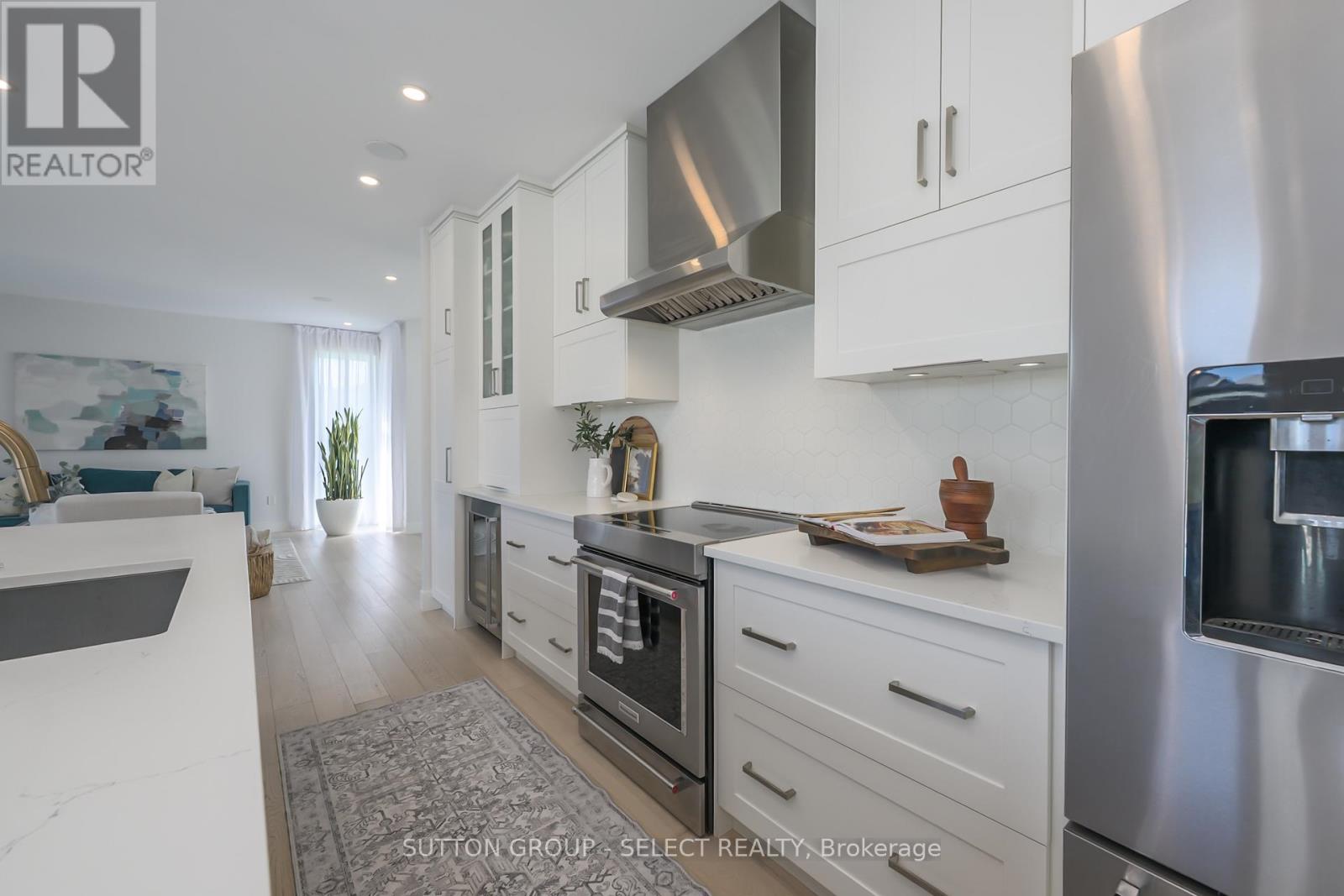 7 Valleyview Crescent, Middlesex Centre, Ontario  N0L 1R0 - Photo 21 - X12656308