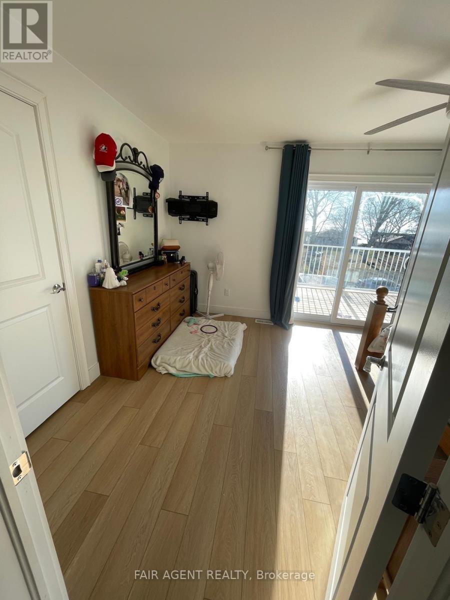 974 Waters Beach Drive, Essex, Ontario  N0R 1G0 - Photo 15 - X12656392