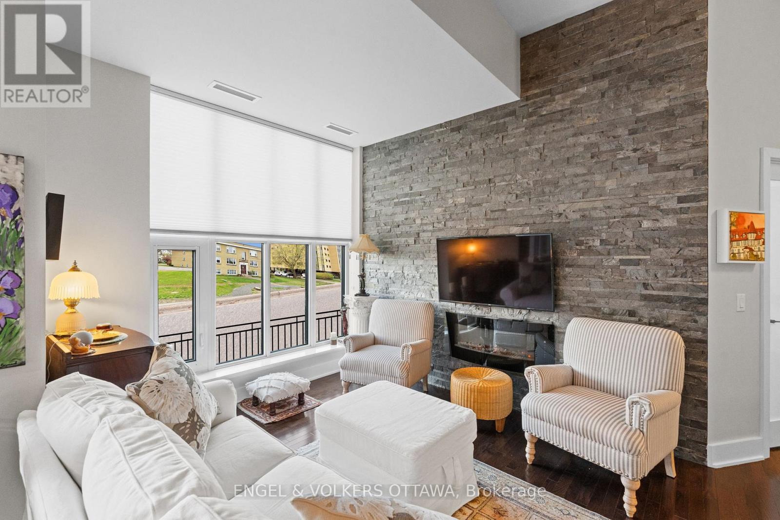 102 - 75 Cleary Avenue, Ottawa, Ontario  K2A 1R8 - Photo 11 - X12656256