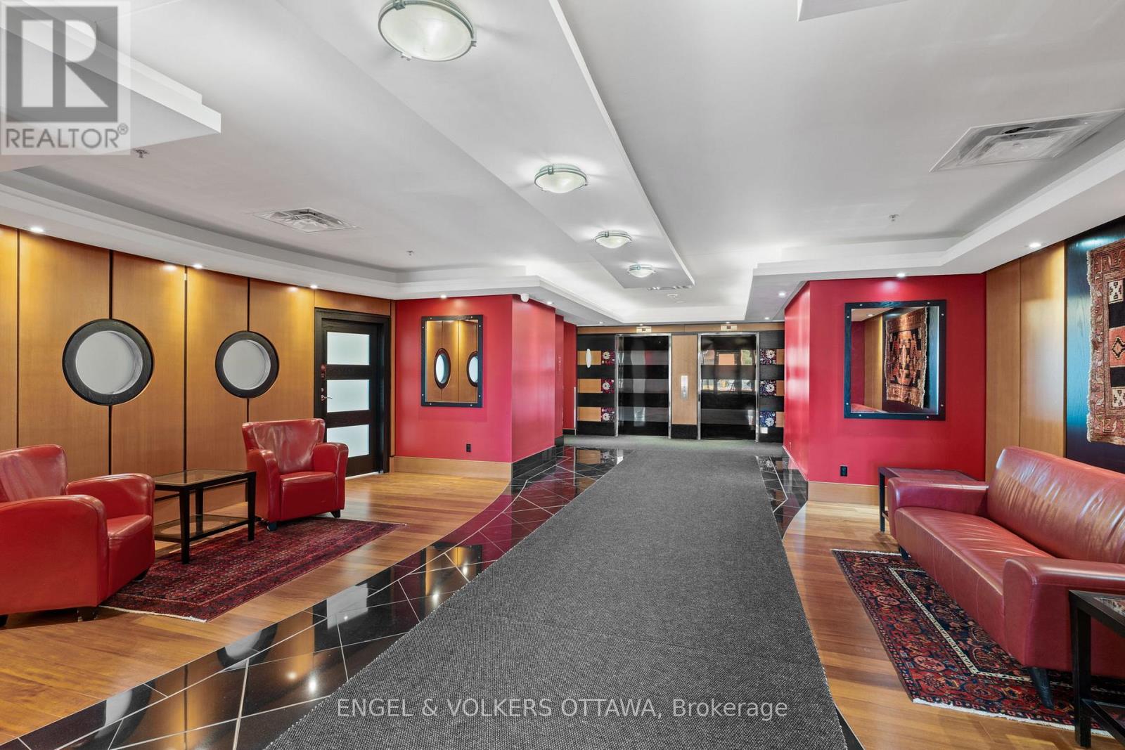 102 - 75 Cleary Avenue, Ottawa, Ontario  K2A 1R8 - Photo 4 - X12656256