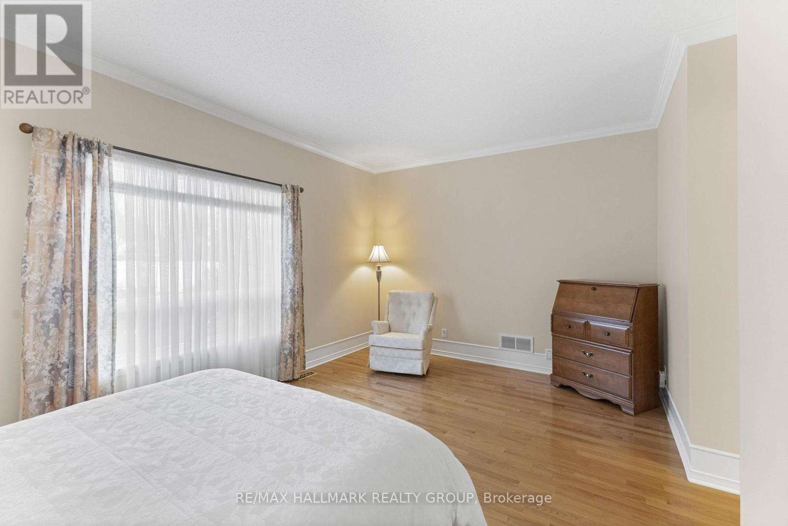 2202 Nature Trail Crescent, Ottawa, Ontario  K1W 1E6 - Photo 23 - X12656402