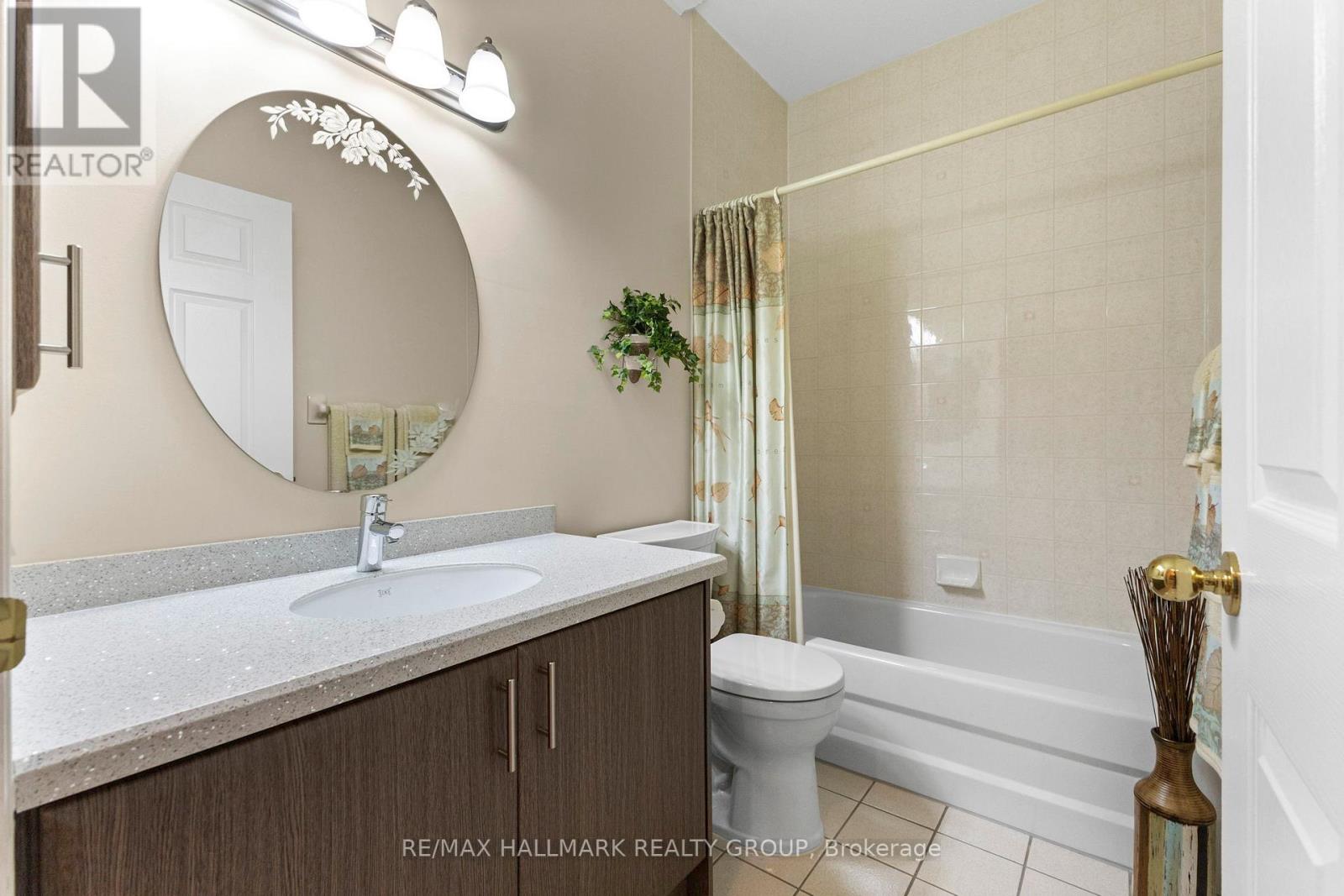 2202 Nature Trail Crescent, Ottawa, Ontario  K1W 1E6 - Photo 27 - X12656402