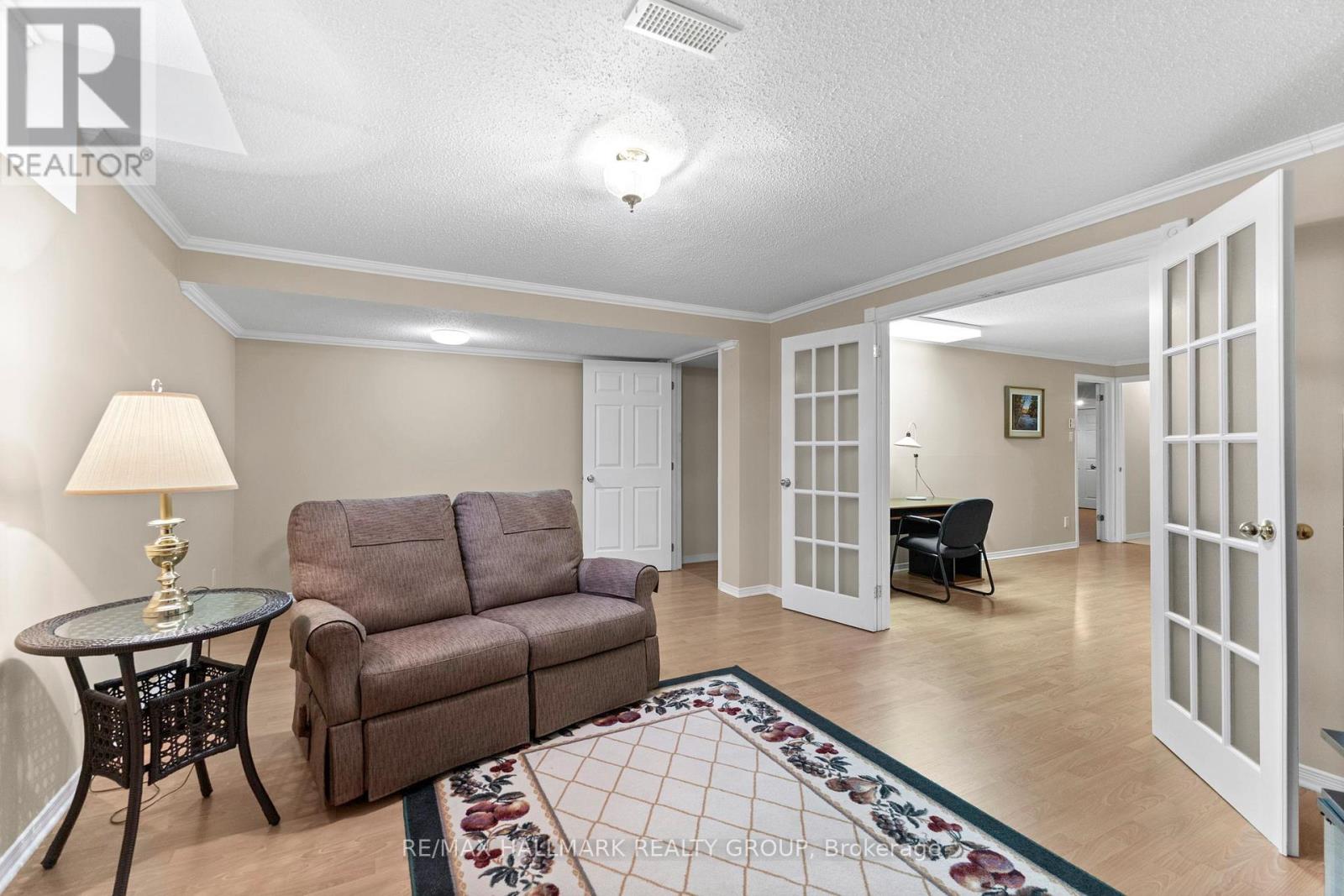 2202 Nature Trail Crescent, Ottawa, Ontario  K1W 1E6 - Photo 34 - X12656402