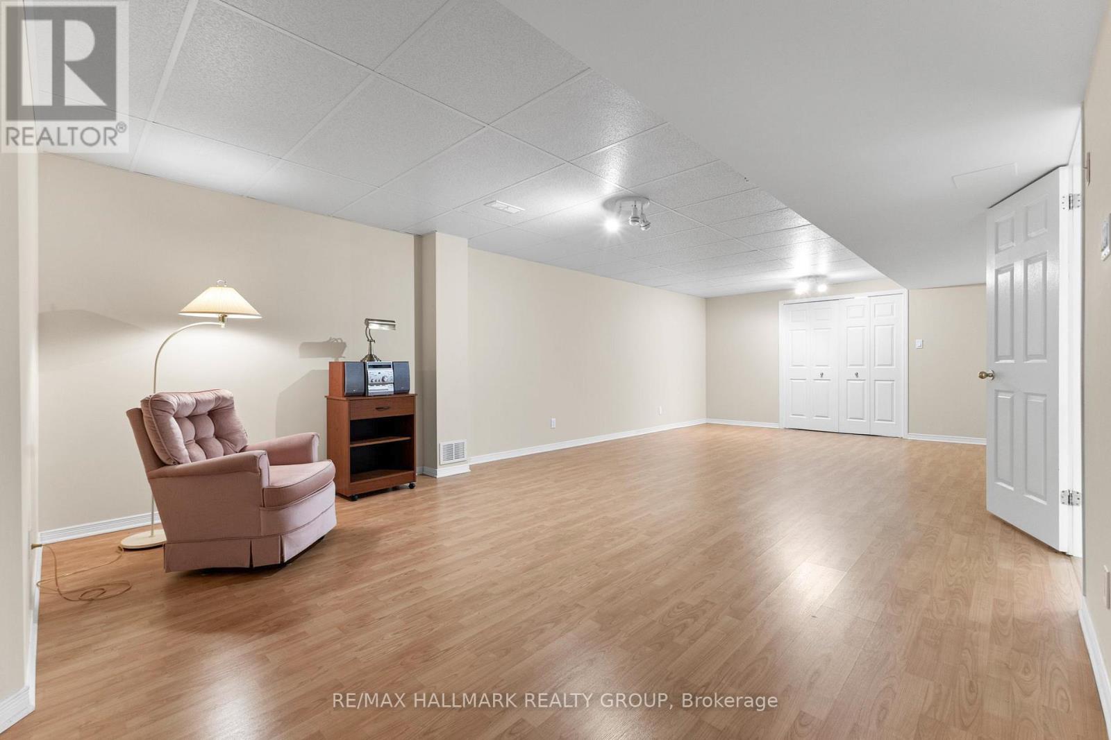 2202 Nature Trail Crescent, Ottawa, Ontario  K1W 1E6 - Photo 35 - X12656402