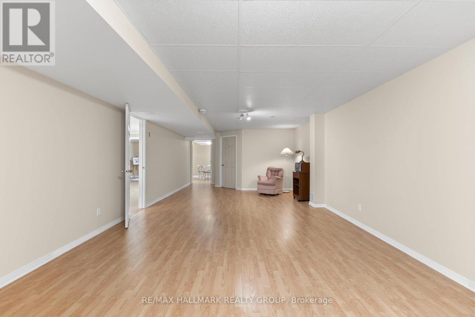 2202 Nature Trail Crescent, Ottawa, Ontario  K1W 1E6 - Photo 36 - X12656402