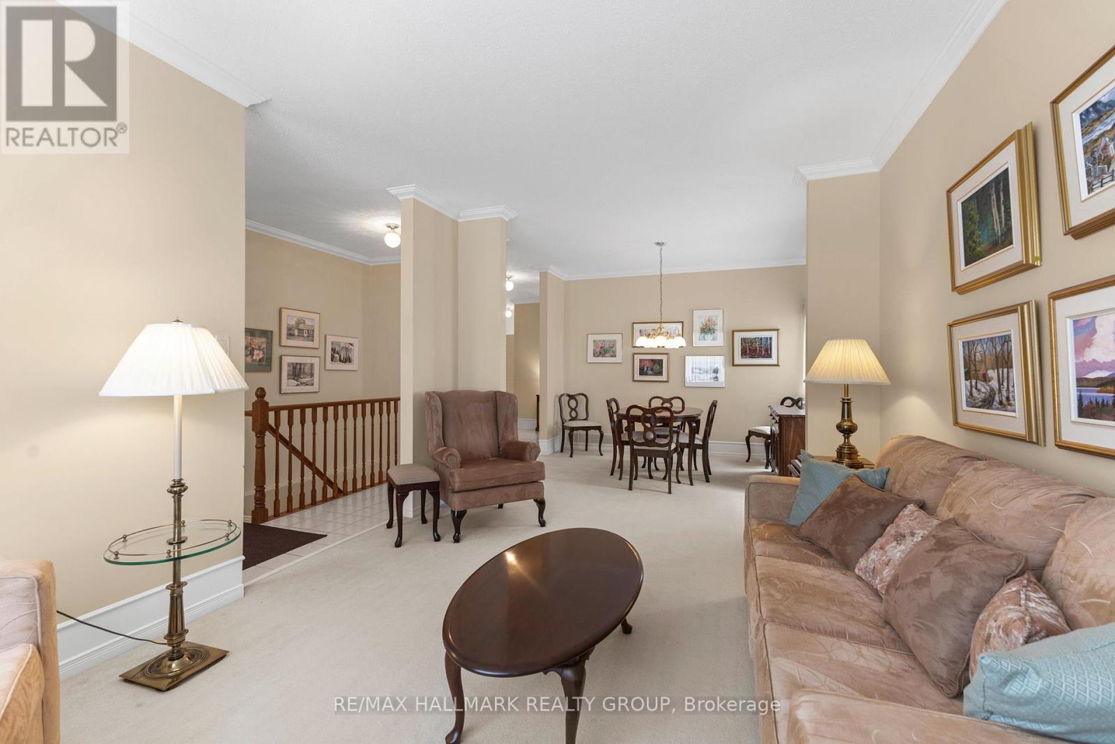 2202 Nature Trail Crescent, Ottawa, Ontario  K1W 1E6 - Photo 4 - X12656402