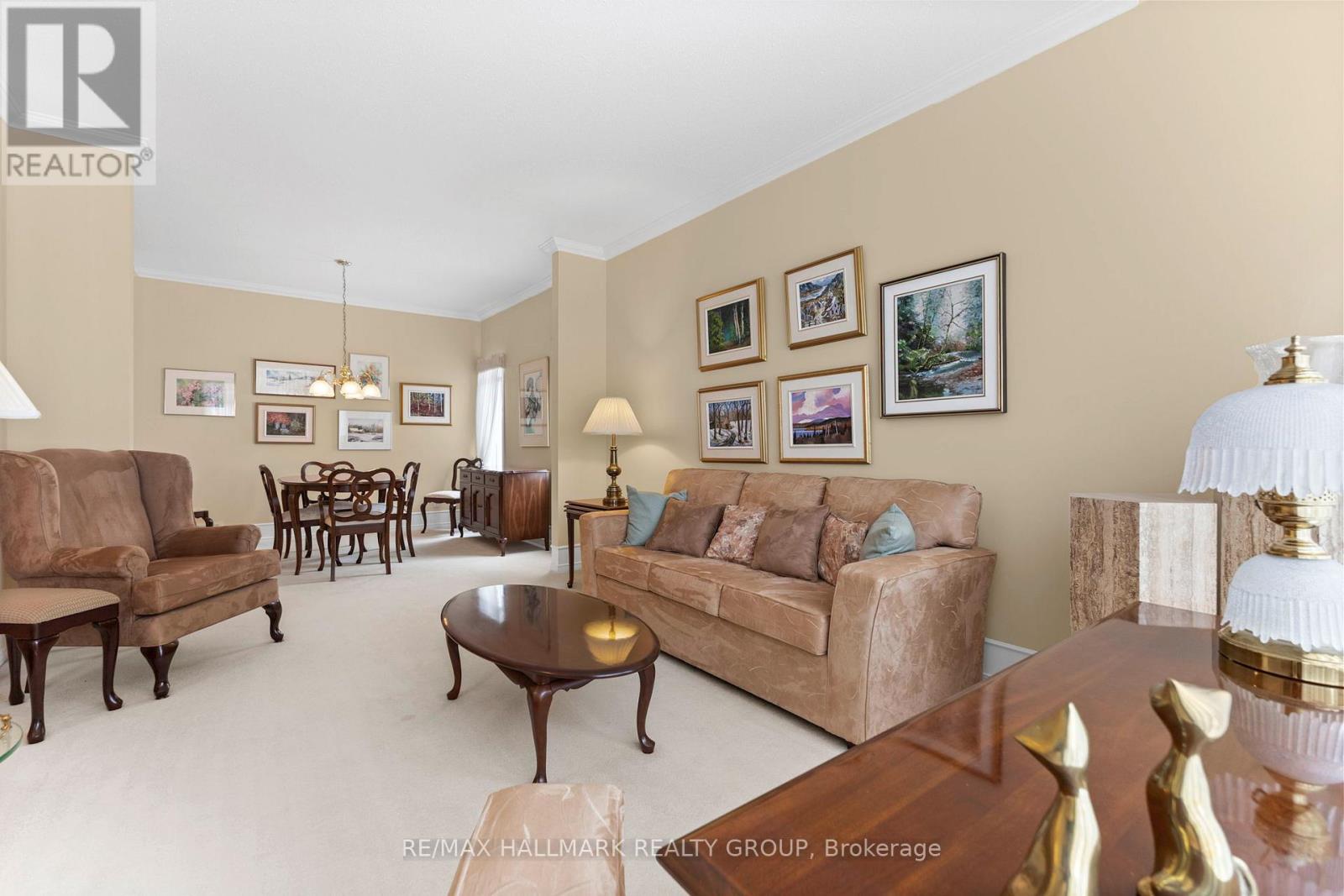 2202 Nature Trail Crescent, Ottawa, Ontario  K1W 1E6 - Photo 5 - X12656402