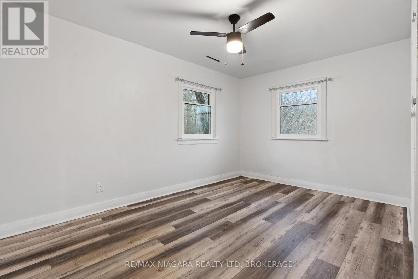 2949 Garrison Road, Fort Erie, Ontario  L0S 1N0 - Photo 12 - X12656334