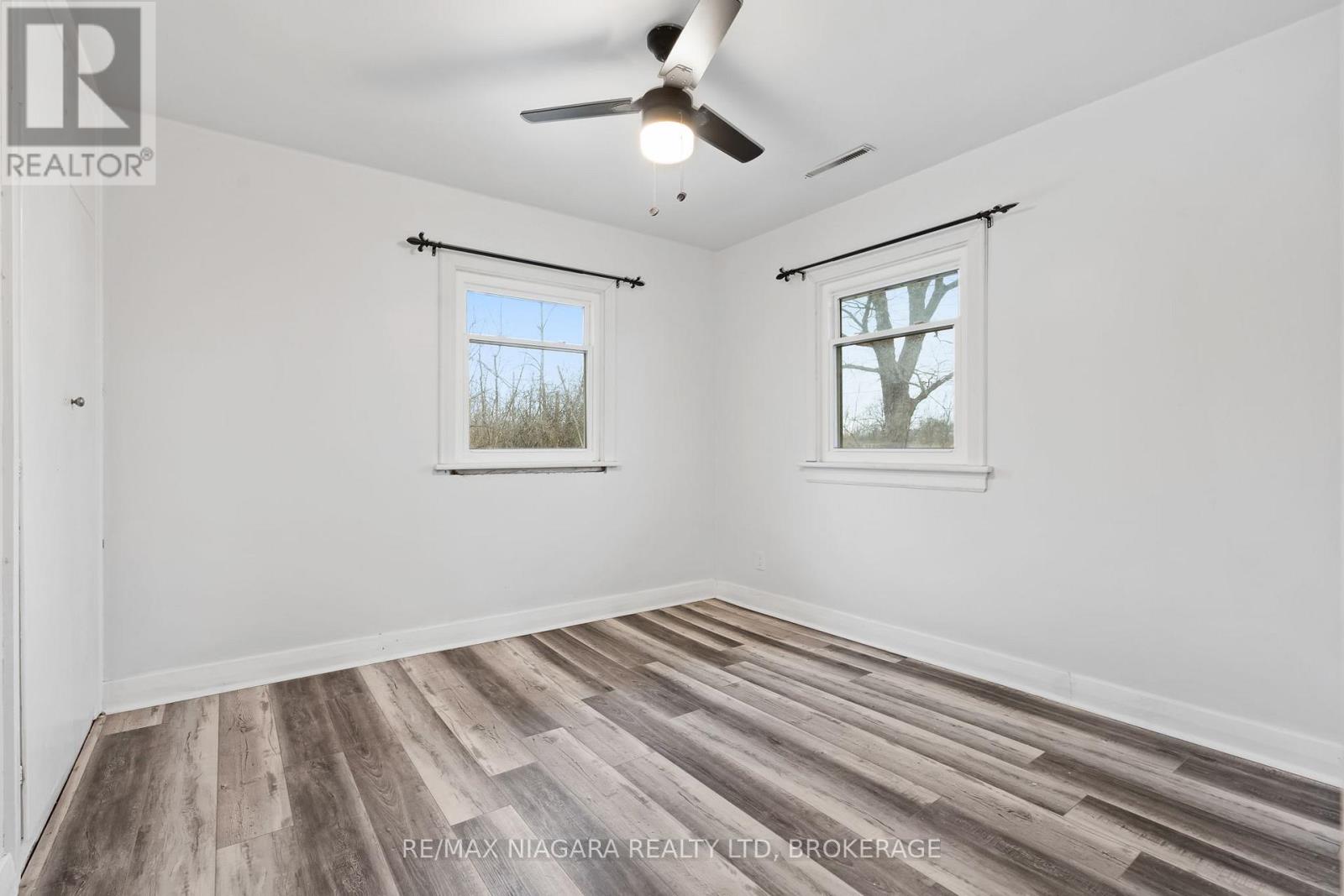 2949 Garrison Road, Fort Erie, Ontario  L0S 1N0 - Photo 13 - X12656334