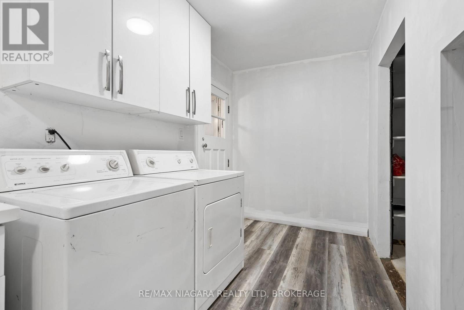 2949 Garrison Road, Fort Erie, Ontario  L0S 1N0 - Photo 15 - X12656334