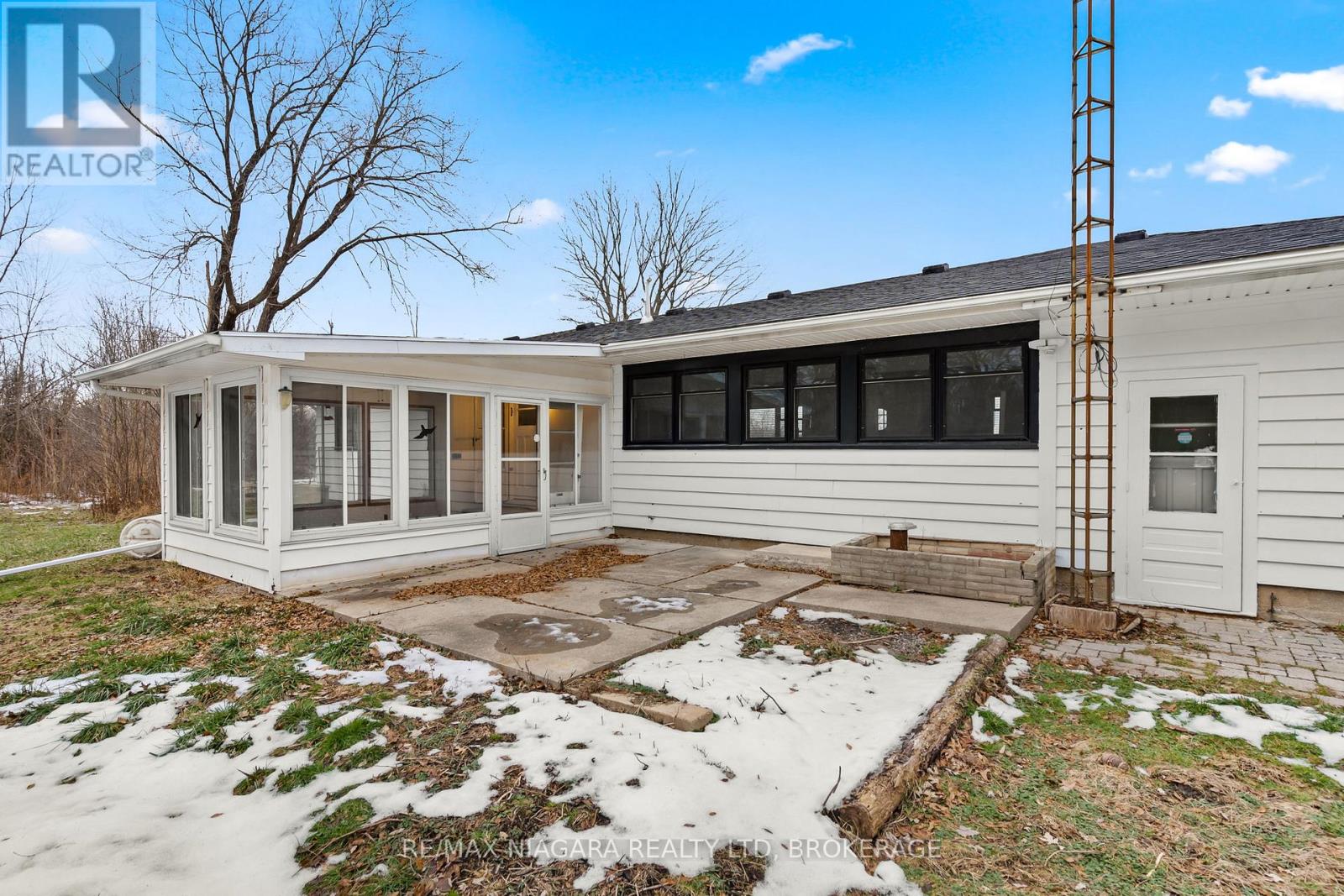 2949 Garrison Road, Fort Erie, Ontario  L0S 1N0 - Photo 17 - X12656334