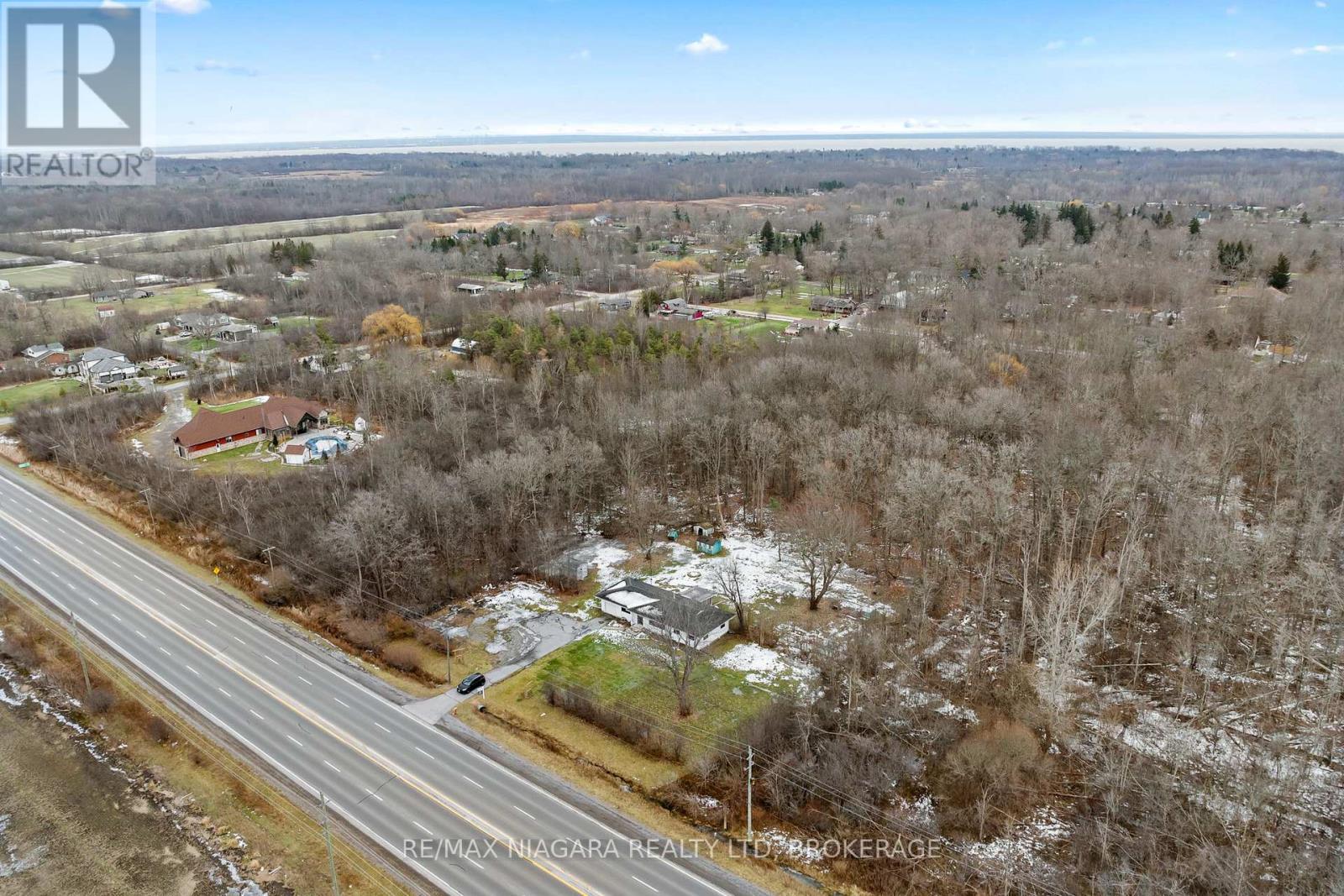 2949 Garrison Road, Fort Erie, Ontario  L0S 1N0 - Photo 23 - X12656334