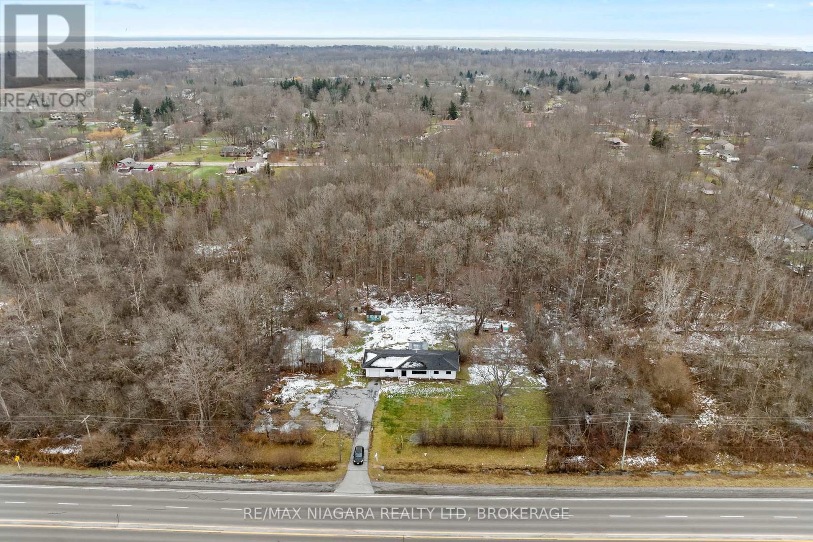 2949 Garrison Road, Fort Erie, Ontario  L0S 1N0 - Photo 24 - X12656334