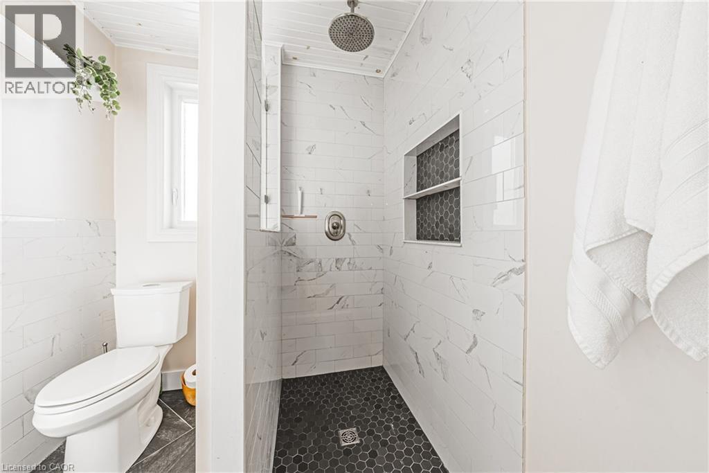 14 Mulock Avenue, Hamilton, Ontario  L8T 1H3 - Photo 24 - 40795483