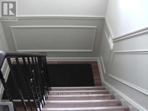 Upper - 59 Garthdale Court, Toronto (Bathurst Manor), Ontario  M3H 5P7 - Photo 3 - C12656232