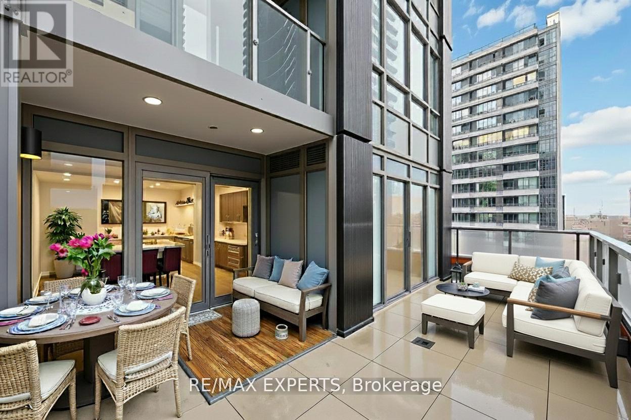 803 - 108 PETER STREET, Toronto, Ontario