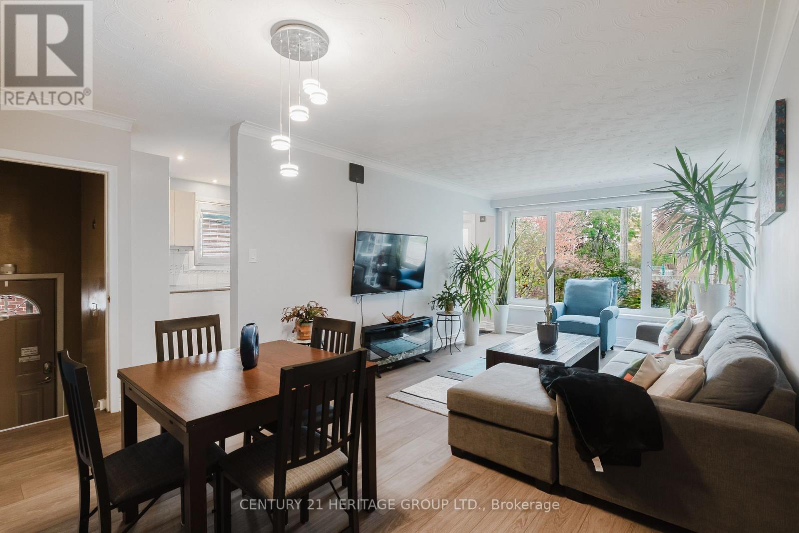 Main - 111 Tulane Crescent, Toronto, Ontario  M3A 2C2 - Photo 5 - C12656352