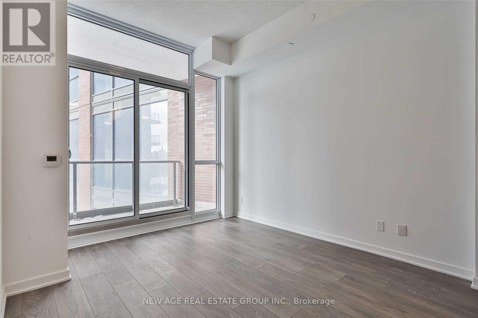 310 - 38 Forest Manor Road, Toronto (Henry Farm), Ontario  M2J 1M5 - Photo 7 - C12656372