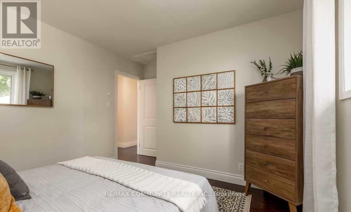 1356 Poprad Avenue, Pickering (Bay Ridges), Ontario  L1W 1L1 - Photo 5 - E12656332