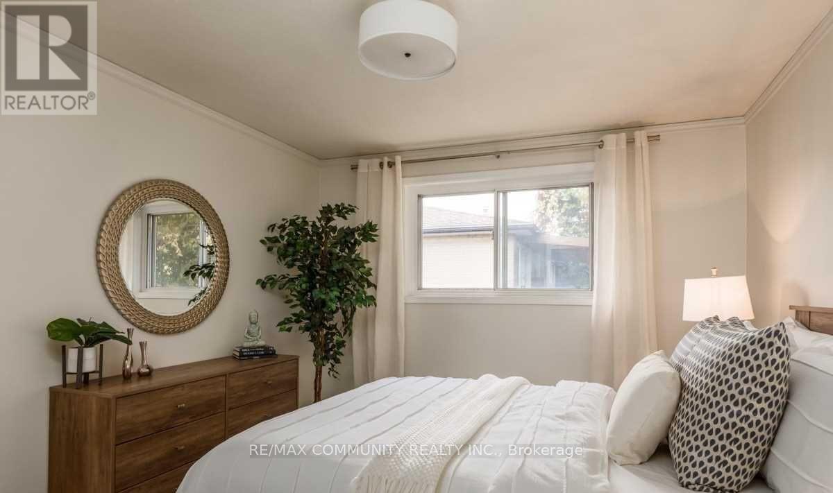 1356 Poprad Avenue, Pickering (Bay Ridges), Ontario  L1W 1L1 - Photo 9 - E12656332