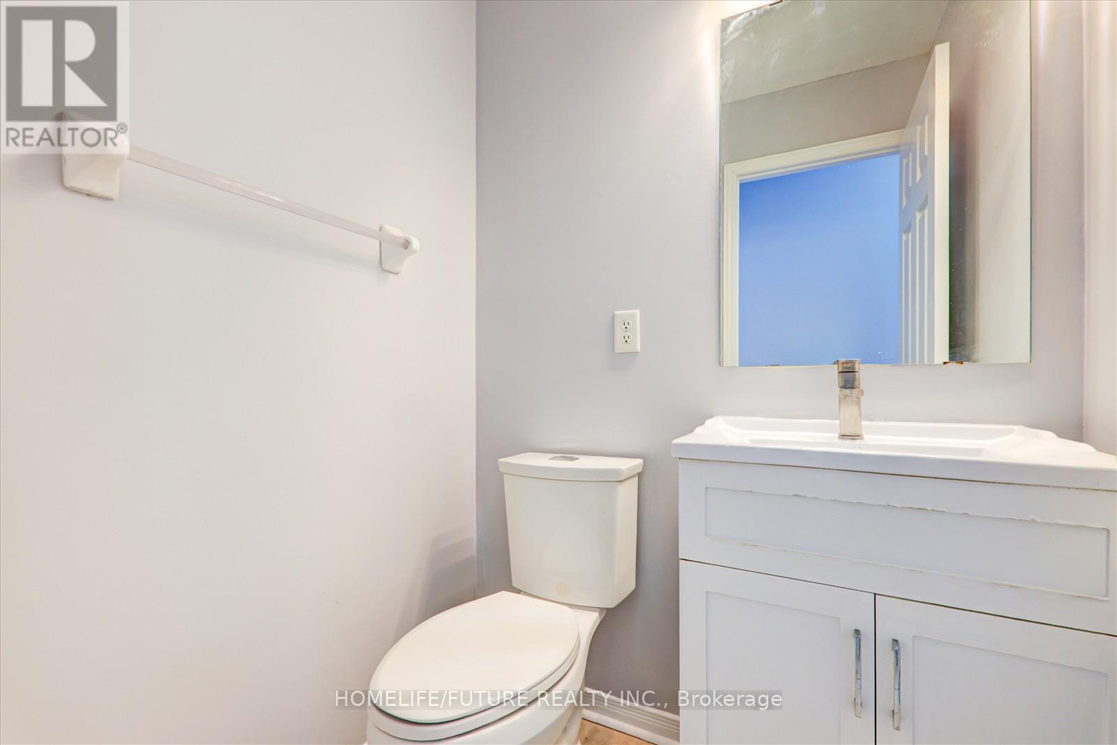 Main - 221 Hupfield Trail, Toronto, Ontario  M1B 4L8 - Photo 5 - E12656342