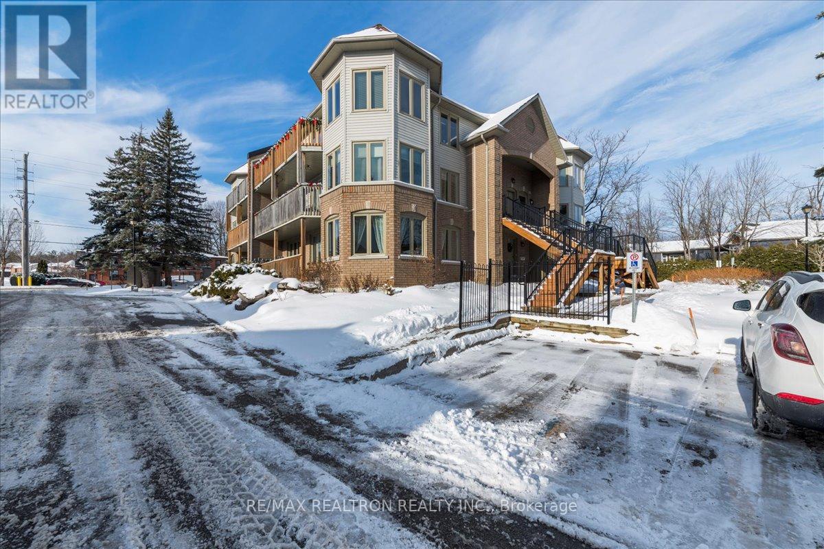 302 - 492 Laclie Street, Orillia, Ontario  L3V 7V2 - Photo 22 - S12656354