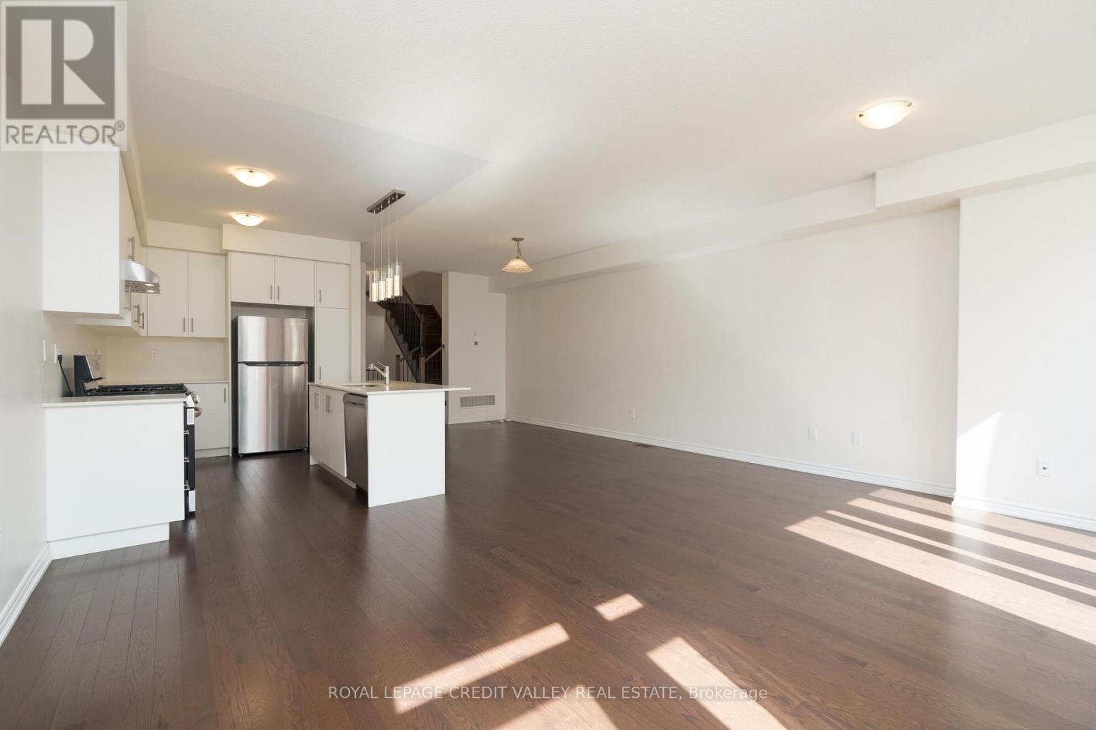 63 Laing Drive, Whitby, Ontario  L1P 0N6 - Photo 12 - E12599390