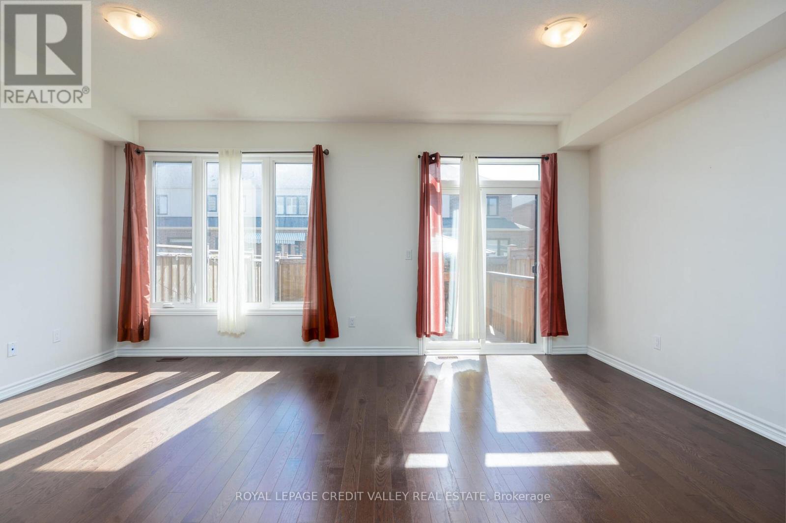 63 Laing Drive, Whitby, Ontario  L1P 0N6 - Photo 11 - E12599390