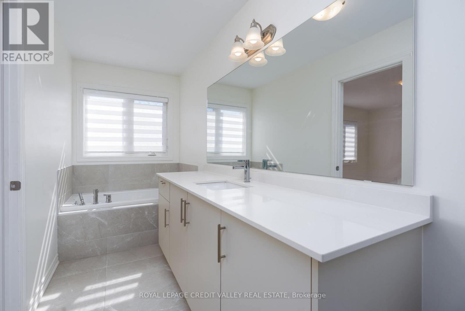 63 Laing Drive, Whitby, Ontario  L1P 0N6 - Photo 24 - E12599390