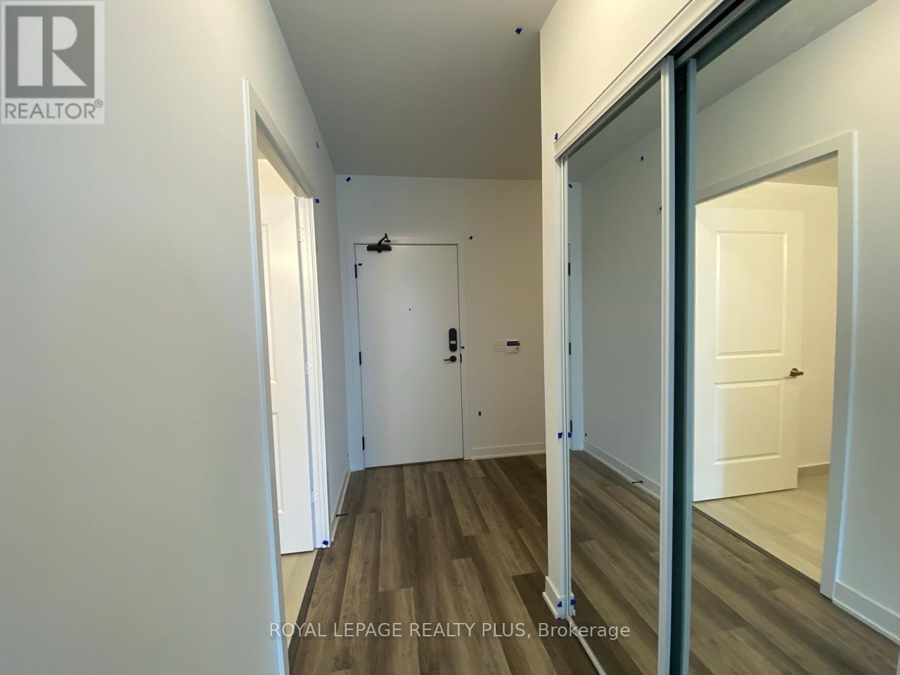 1705 - 4675 Metcalfe Avenue, Mississauga, Ontario  L5M 0Z8 - Photo 17 - W12656236