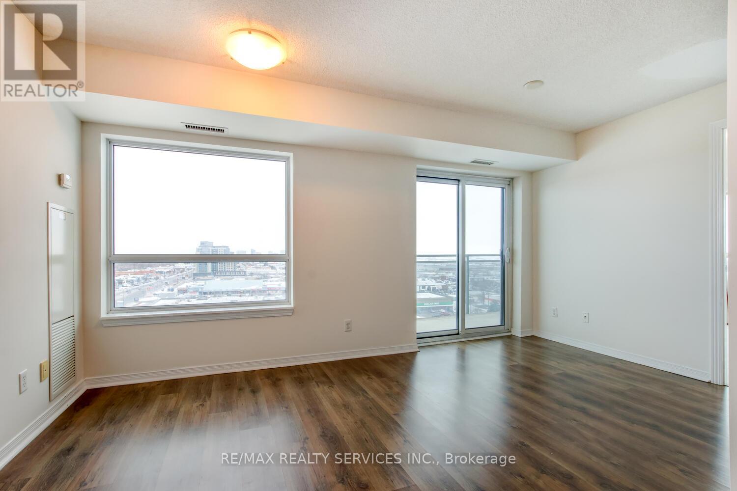 1103 - 215 Queen Street E, Brampton, Ontario  L6W 0A9 - Photo 18 - W12656238