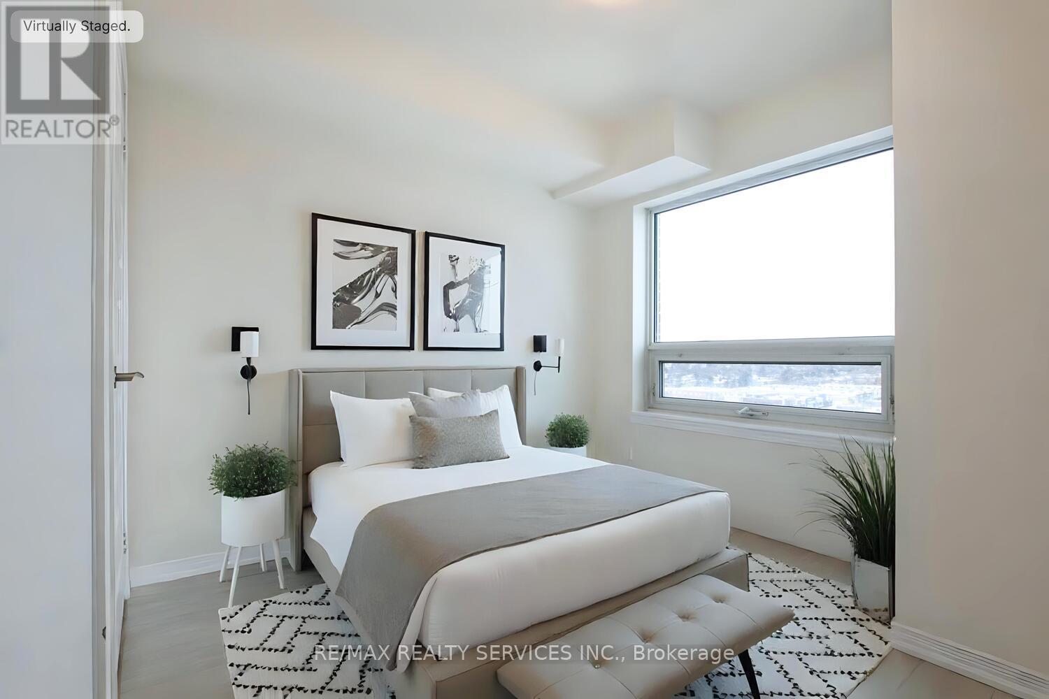 1103 - 215 Queen Street E, Brampton, Ontario  L6W 0A9 - Photo 9 - W12656238