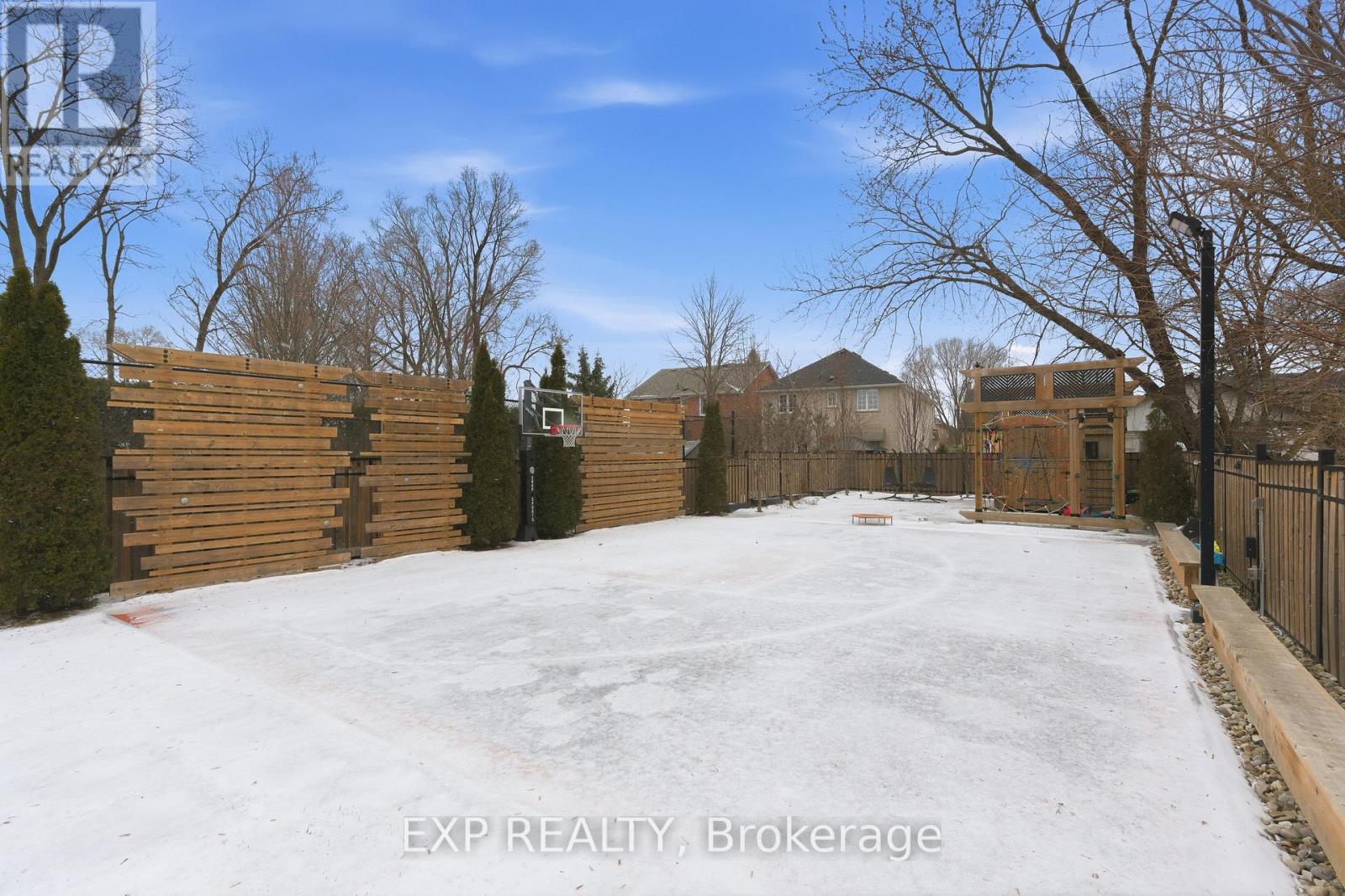 1357 Alexandra Avenue, Mississauga, Ontario  L5E 2A8 - Photo 38 - W12656240
