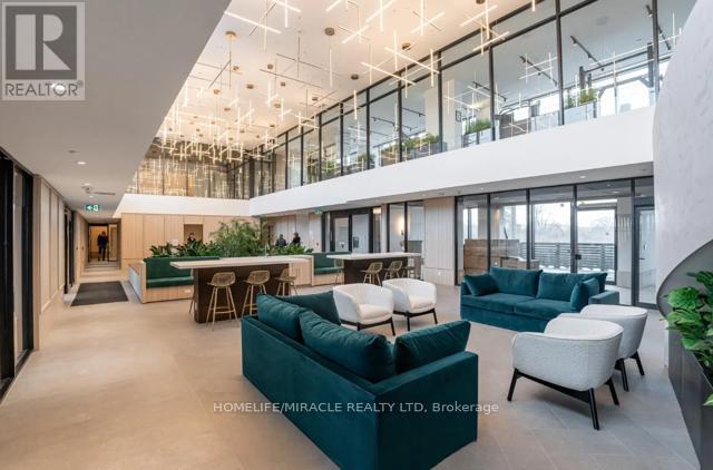 406 - 3071 Trafalgar Road, Oakville, Ontario  L6H 7E3 - Photo 1 - W12656260