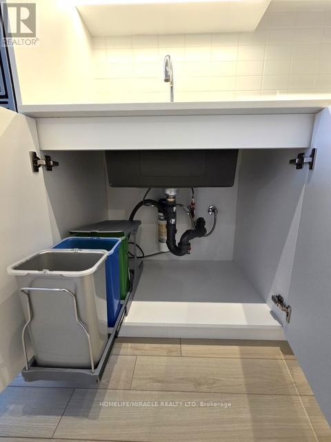 406 - 3071 Trafalgar Road, Oakville, Ontario  L6H 7E3 - Photo 25 - W12656260