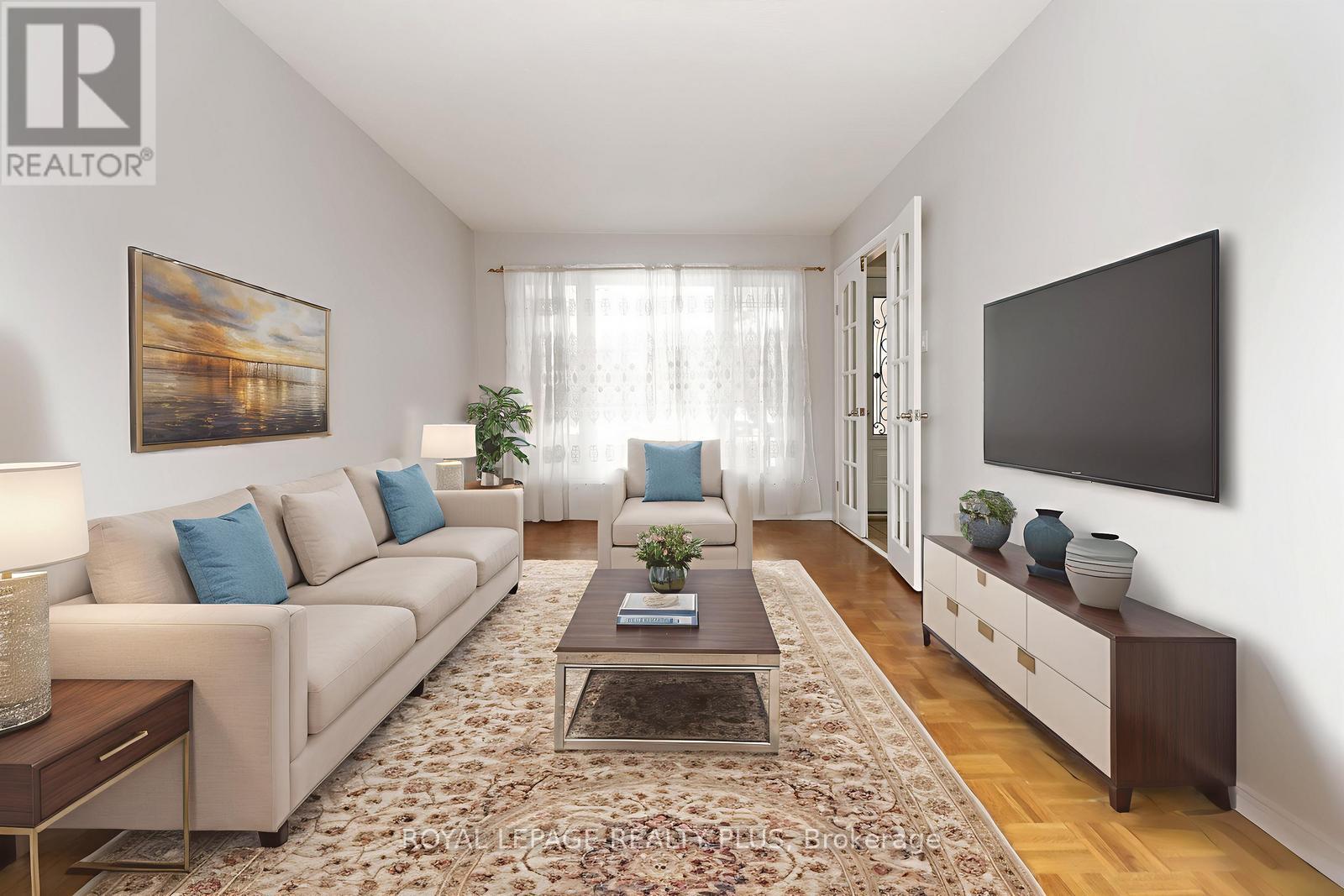 1086 Hedge Drive, Mississauga, Ontario  L4Y 1G2 - Photo 9 - W12656266