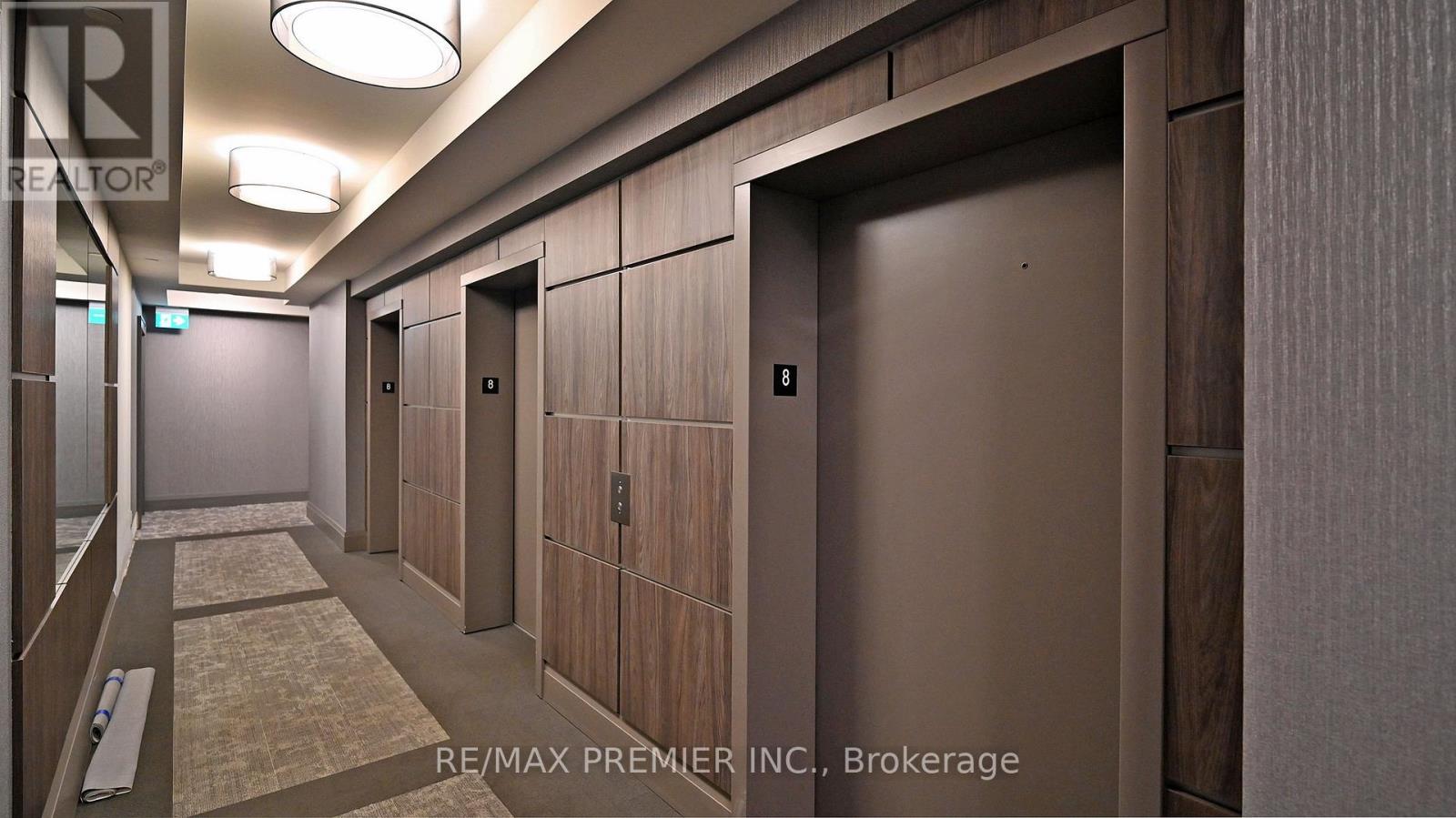 808 - 15 Lynch Street, Brampton (Queen Street Corridor), Ontario  L6W 0C7 - Photo 4 - W12656316