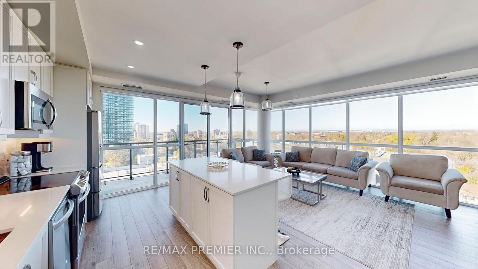 808 - 15 Lynch Street, Brampton (Queen Street Corridor), Ontario  L6W 0C7 - Photo 6 - W12656316