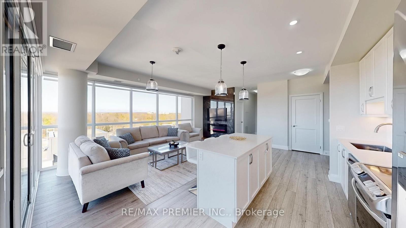 808 - 15 Lynch Street, Brampton (Queen Street Corridor), Ontario  L6W 0C7 - Photo 9 - W12656316