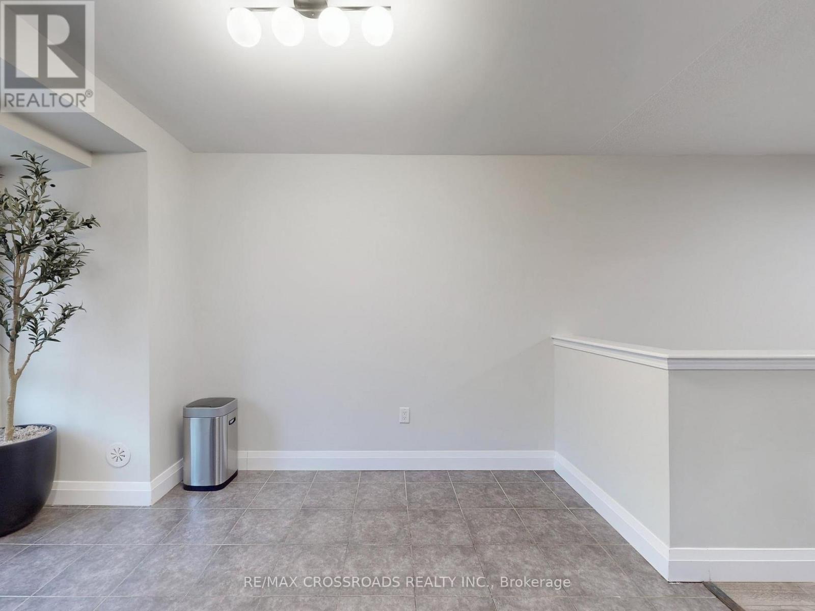 68 - 6020 Derry Road, Milton, Ontario L9T 8L6 - Photo 12 - W12656348