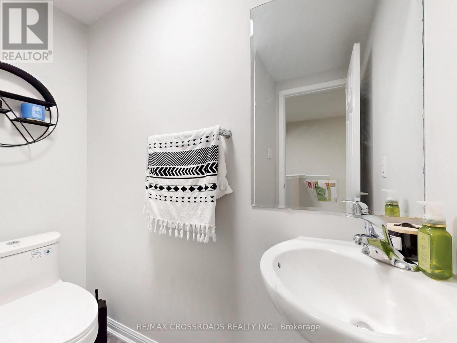 68 - 6020 Derry Road, Milton, Ontario L9T 8L6 - Photo 13 - W12656348