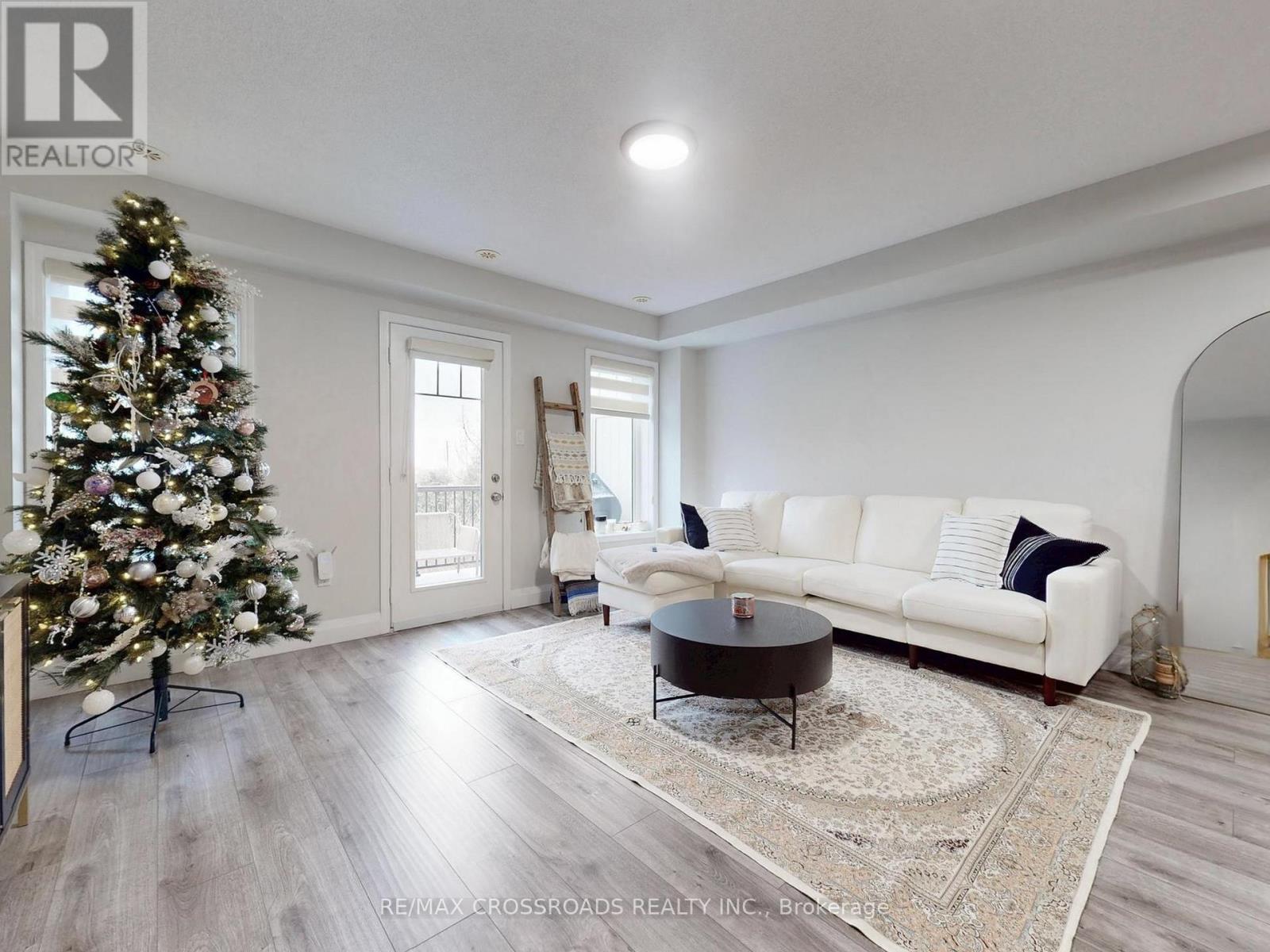 68 - 6020 Derry Road, Milton, Ontario L9T 8L6 - Photo 2 - W12656348