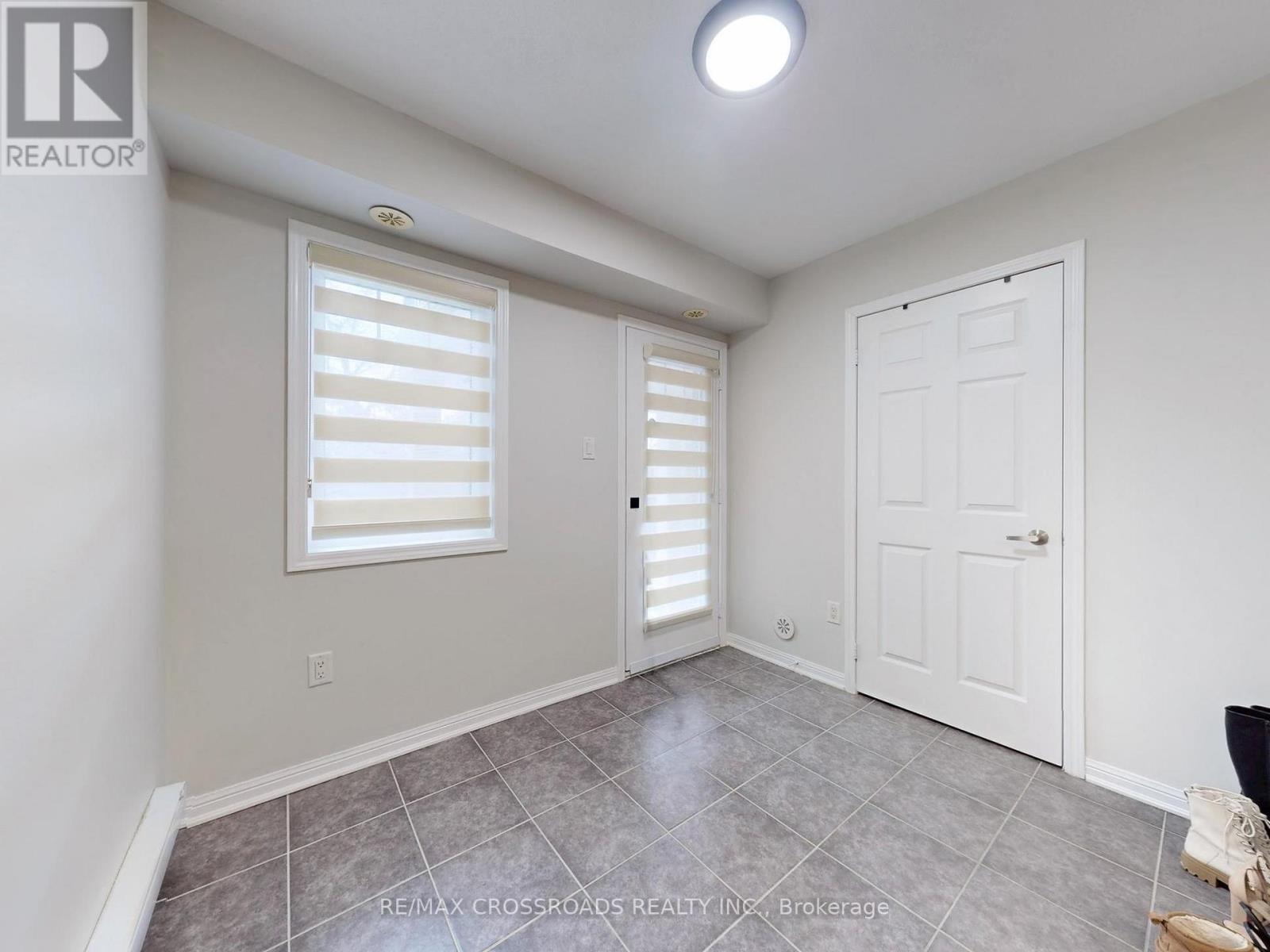 68 - 6020 Derry Road, Milton, Ontario L9T 8L6 - Photo 35 - W12656348