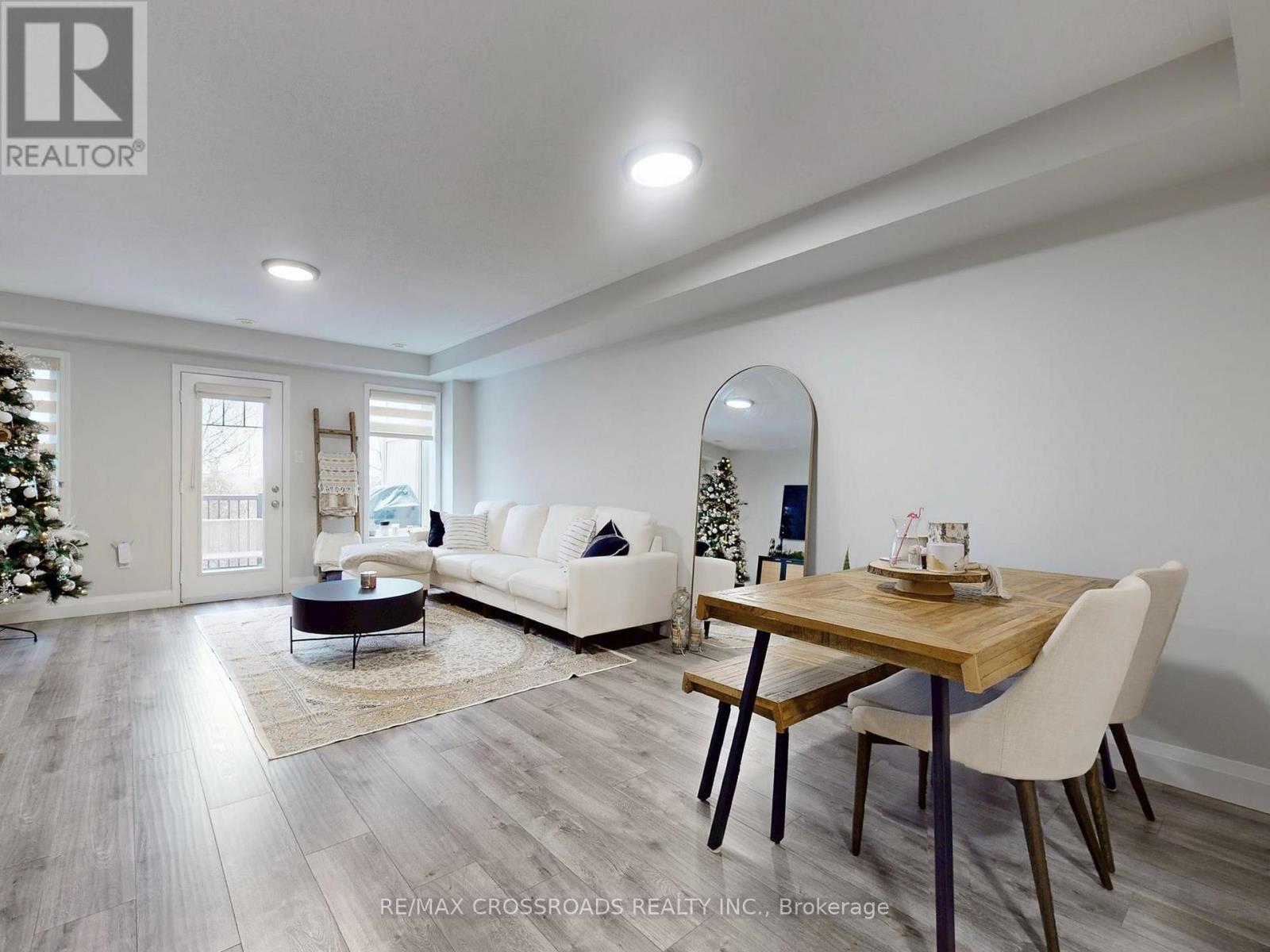 68 - 6020 Derry Road, Milton, Ontario L9T 8L6 - Photo 5 - W12656348