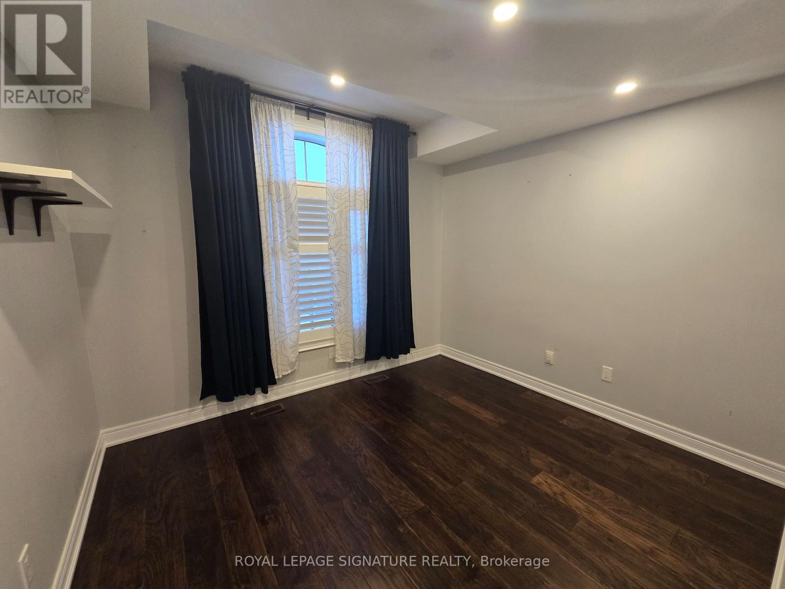 Upper - 3169 Goretti Place, Mississauga, Ontario  L5M 0B7 - Photo 13 - W12656366