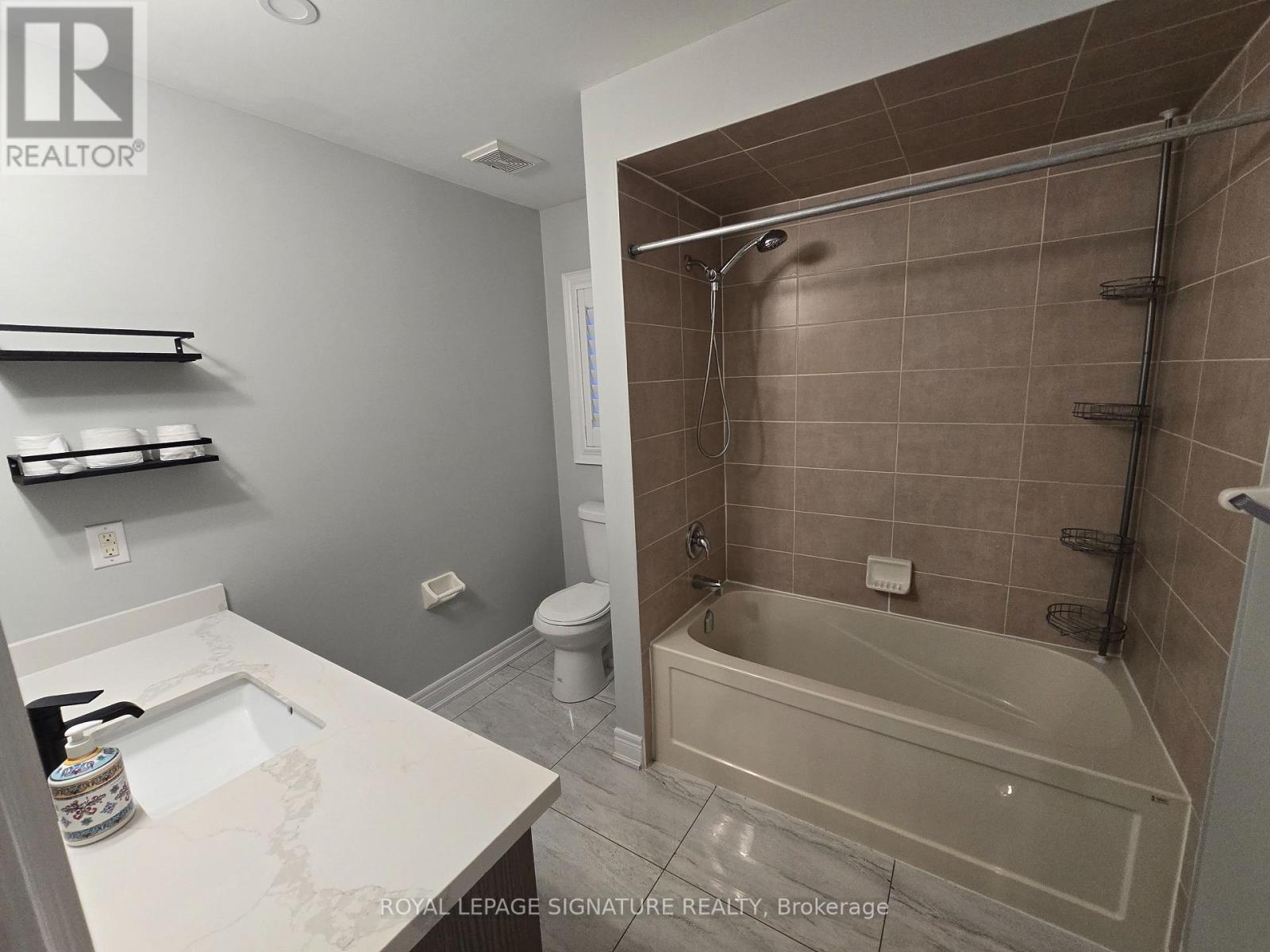 Upper - 3169 Goretti Place, Mississauga, Ontario  L5M 0B7 - Photo 14 - W12656366