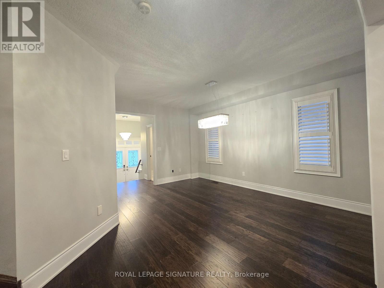 Upper - 3169 Goretti Place, Mississauga, Ontario  L5M 0B7 - Photo 5 - W12656366