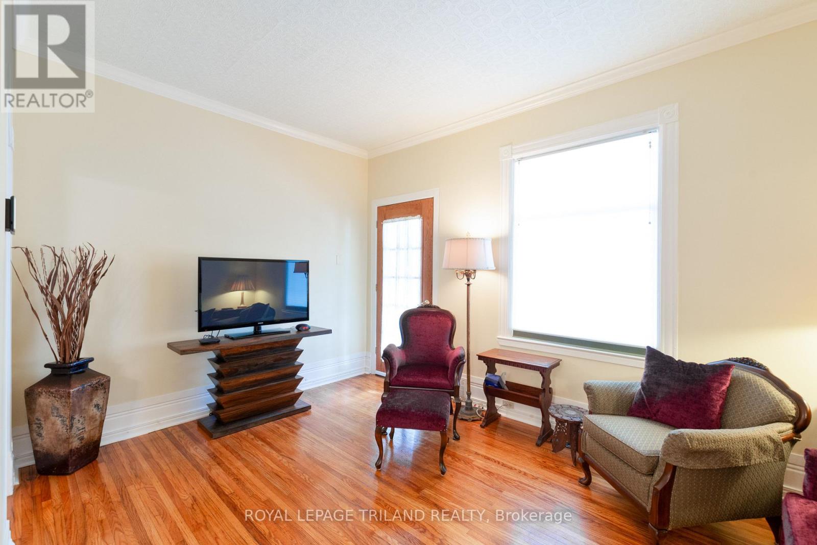 112 Elm Street, St. Thomas, Ontario  N5R 1H8 - Photo 11 - X12536104