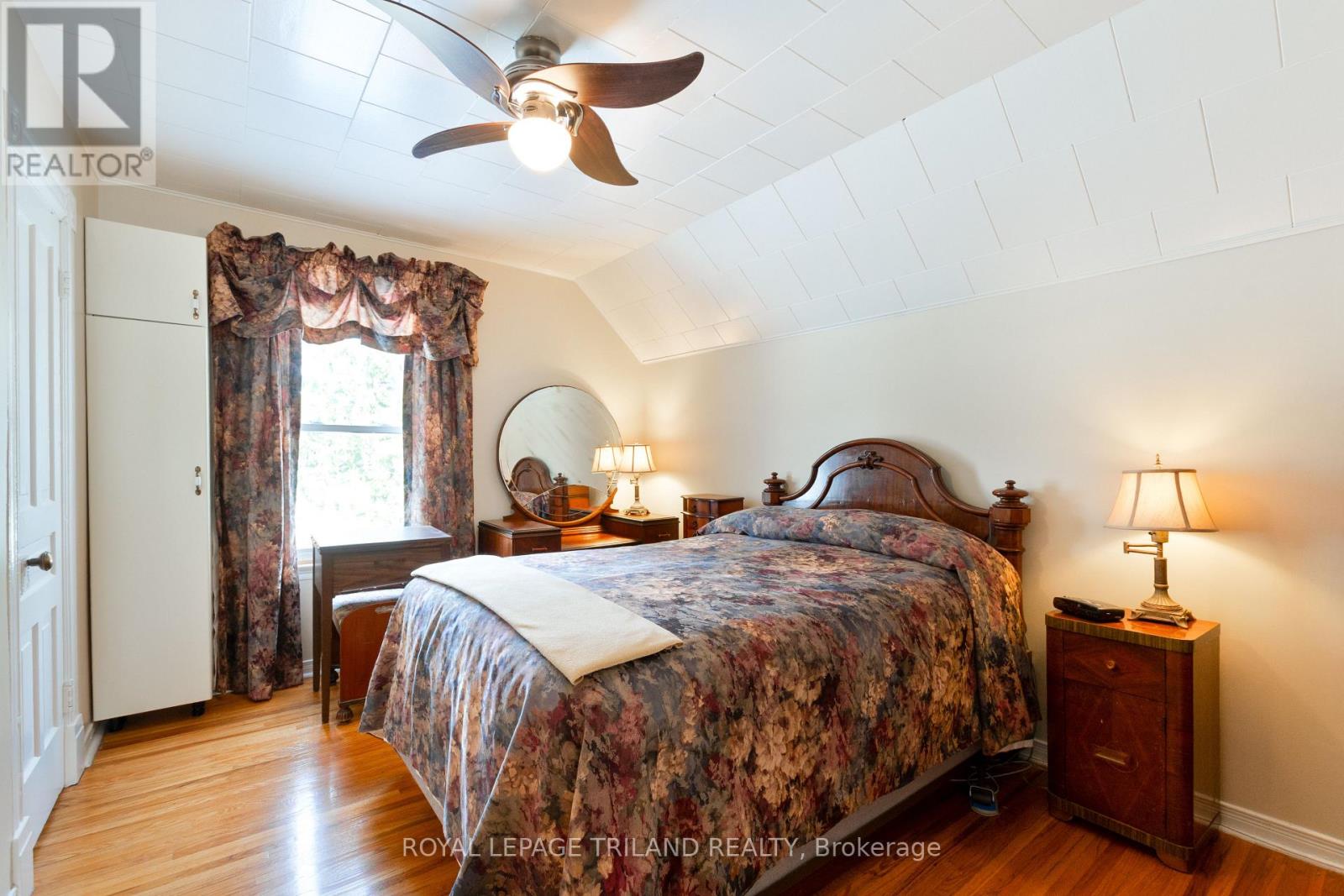 112 Elm Street, St. Thomas, Ontario  N5R 1H8 - Photo 27 - X12536104